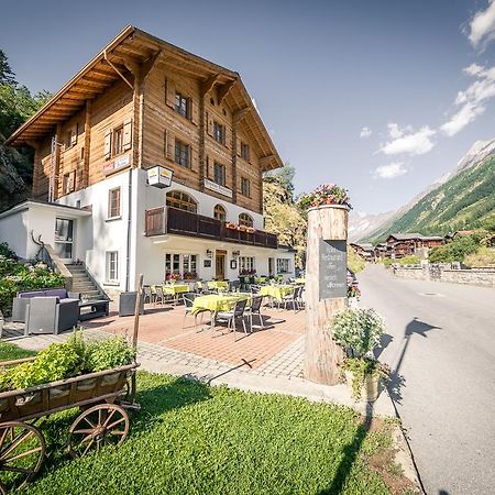 Hotel Breithorn Blatten  ภายนอก รูปภาพ