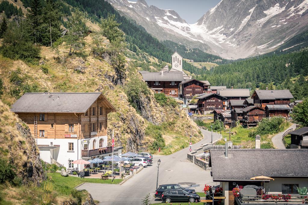 Hotel Breithorn Blatten  ภายนอก รูปภาพ